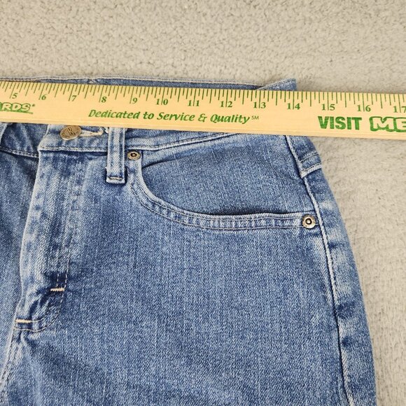 VTG Lee Rider Jeans Women's 6P Blue Straight Leg High Rise Classic Ladies Denim - Picture 3 of 12